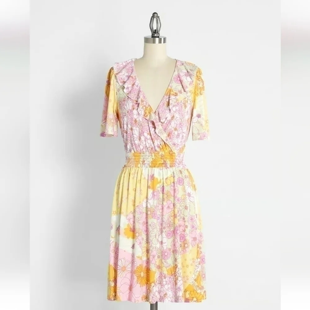 NWT || MODCLOTH|| floral dress, size medium, pink/yellow, midi, ruffles